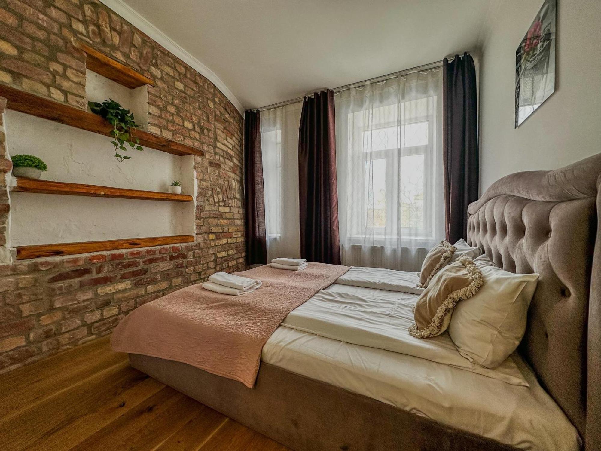 One Bedroom Promenade Apartment Riga Eksteriør billede