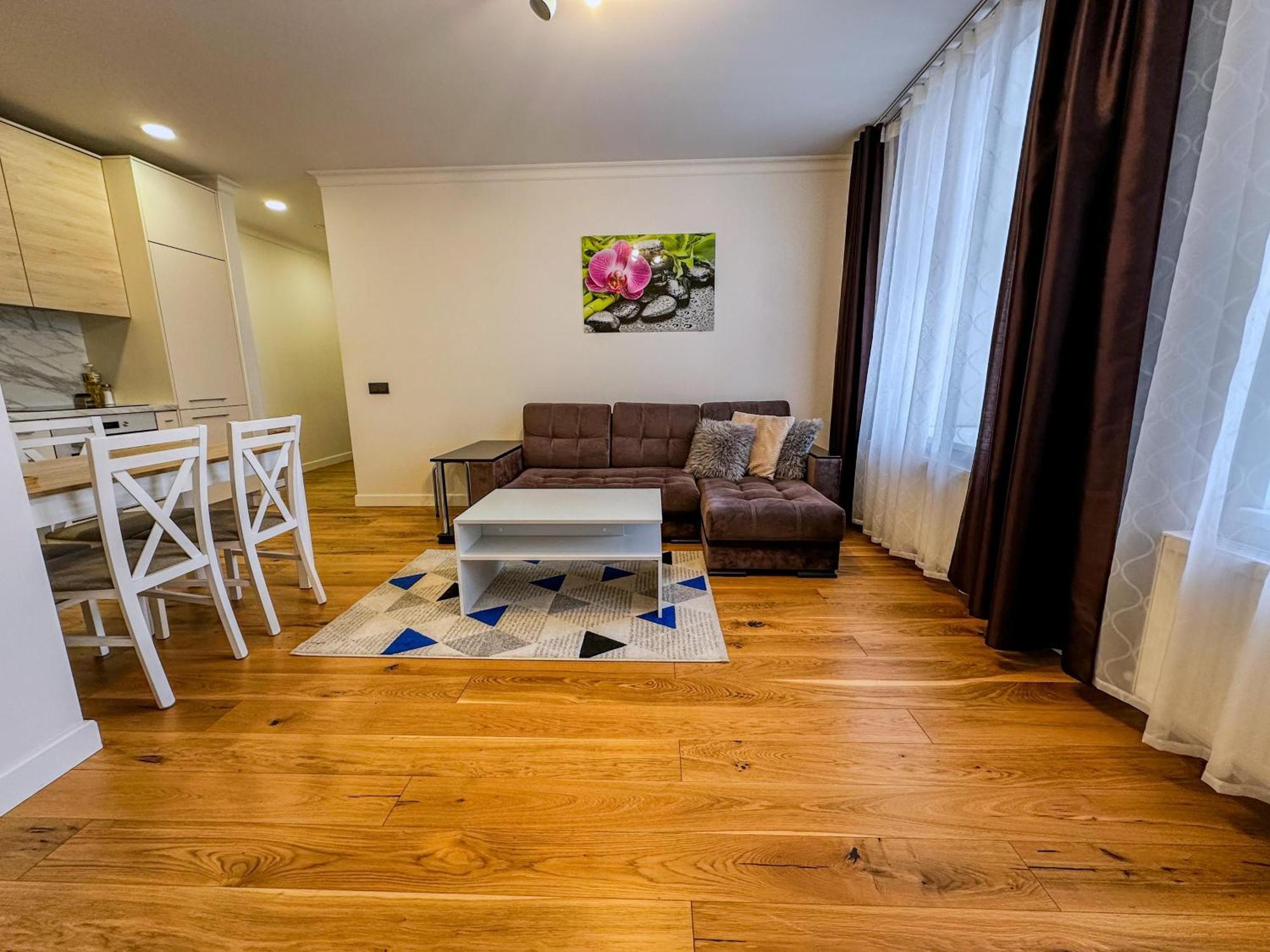 One Bedroom Promenade Apartment Riga Eksteriør billede